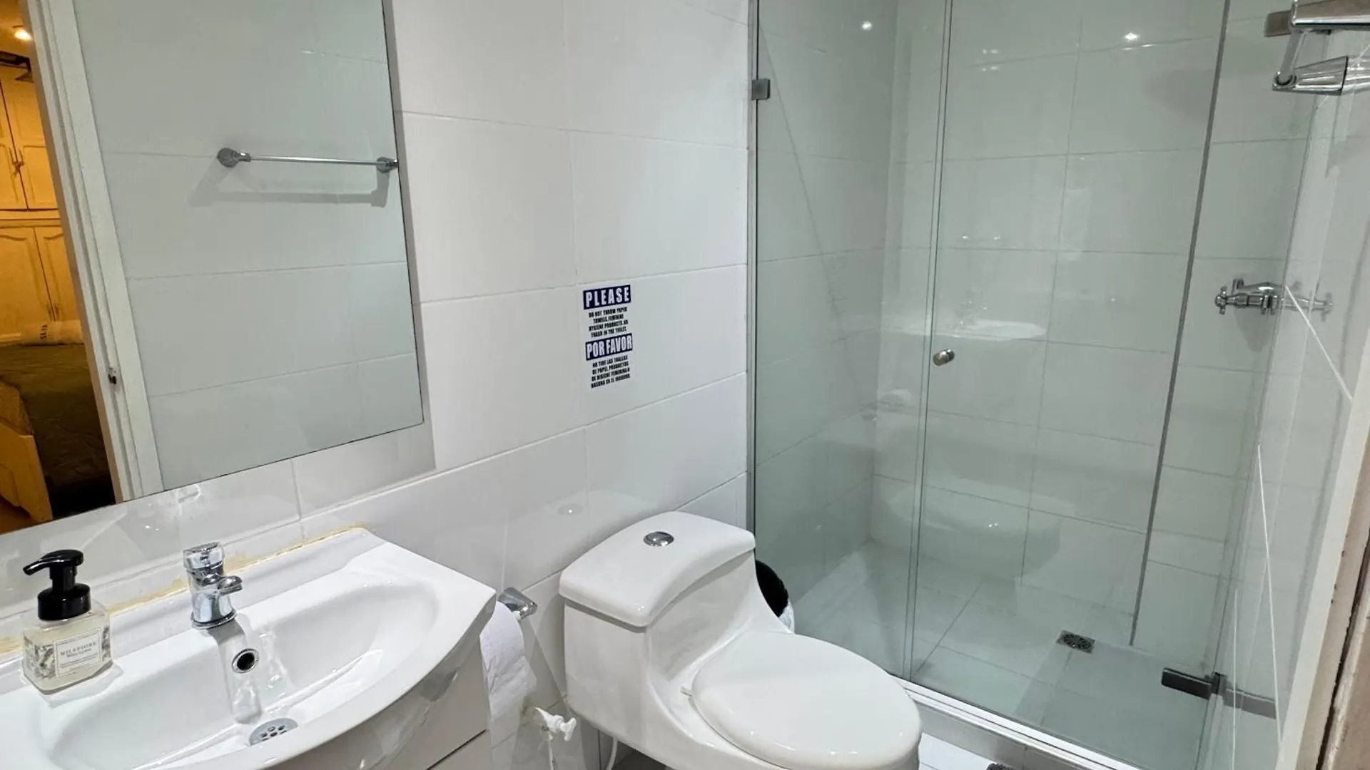 Apartamento Comodo Dentro De Las Murallas De Cartagena - 112 Camila Colombia