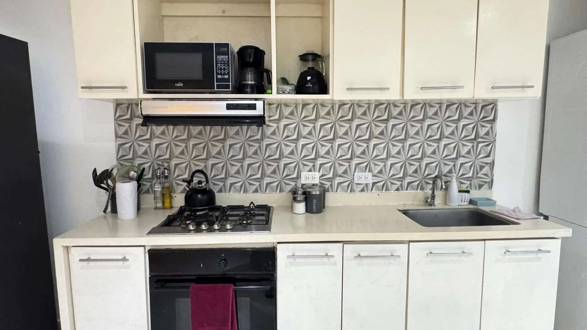 Apartamento Comodo Dentro De Las Murallas De Cartagena - 112 Camila Colombia